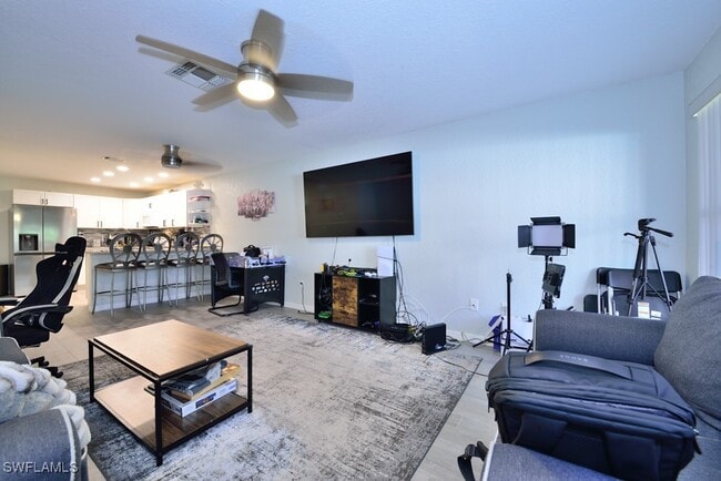 Foto del edificio - 66 Emerald Woods Dr