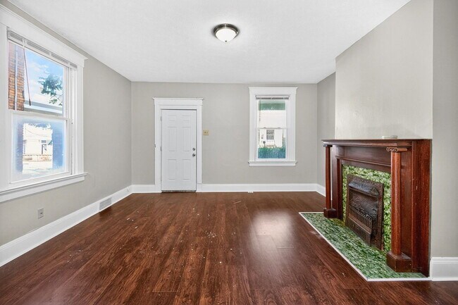 Foto del edificio - 2334 Stratford Ave