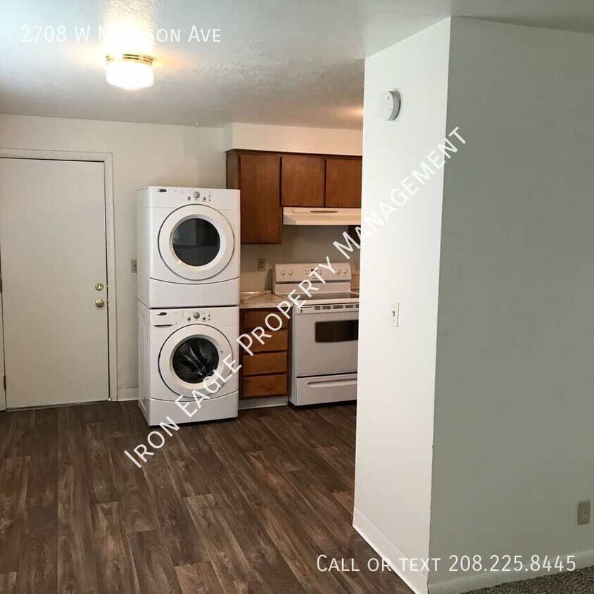 Foto del edificio - 2708 W Madison Ave