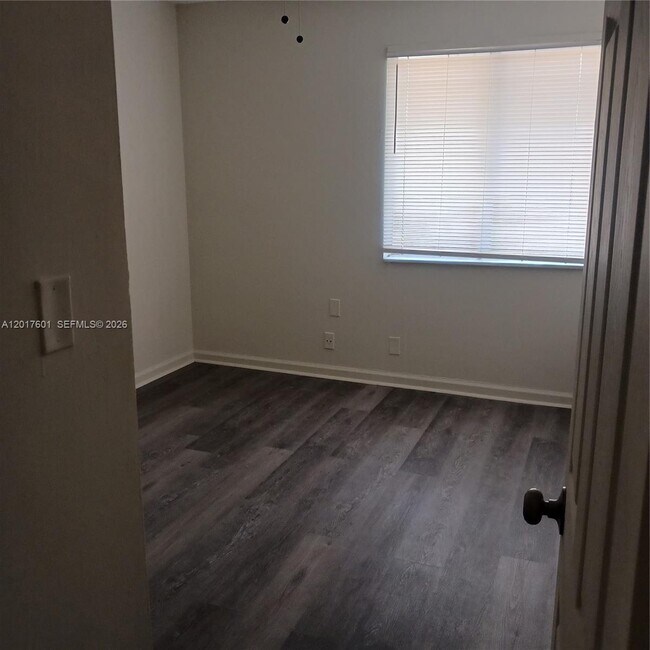 Foto del edificio - 2107 NW 59th Terrace