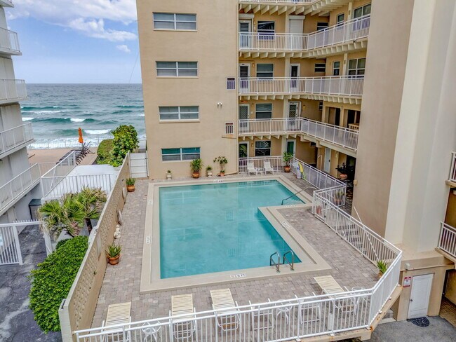 Foto del edificio - 4500 S Ocean Blvd