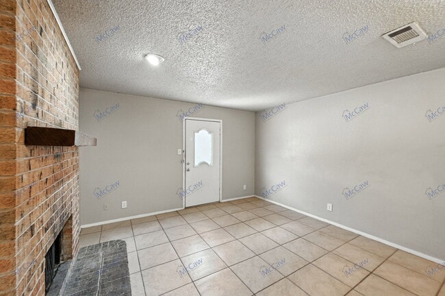 Building Photo - 6176 Vega Dr