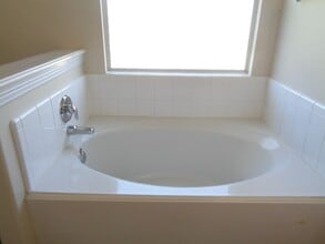 Building Photo - 21407 Forest Colony Dr