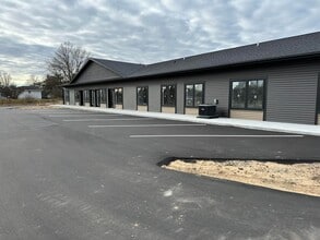 Building Photo - 4326 Pine Forest Blvd NE