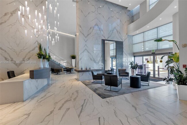 Foto del edificio - 3535 S Ocean Dr