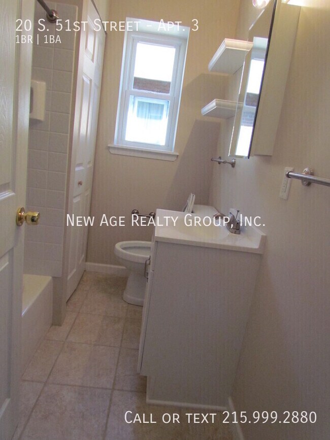 Foto del edificio - 20 S 51st St