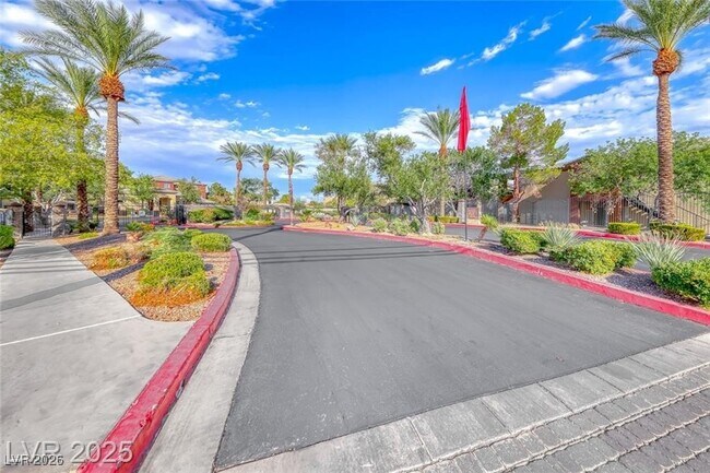 Foto del edificio - 4400 S Jones Blvd