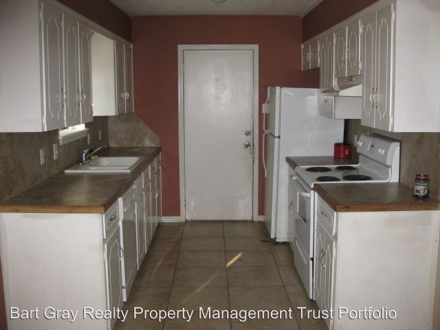 Building Photo - 47 Pheasant Run Dr