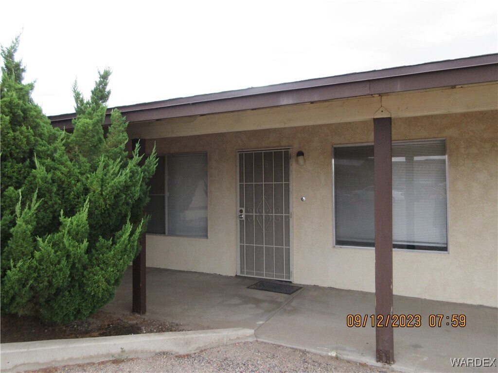 1755 Gordon Dr Unit 8, Kingman, AZ 86409 Room for Rent in Kingman, AZ