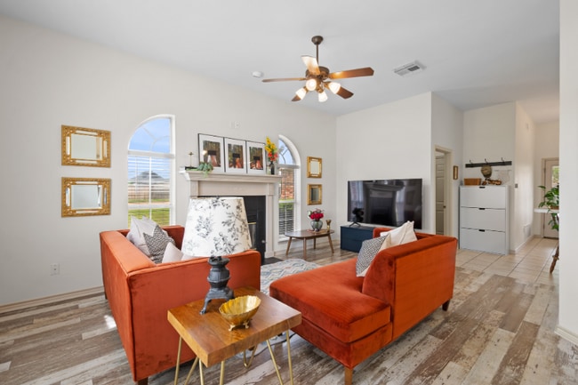 Foto del edificio - 5401 Blazing Star Ln
