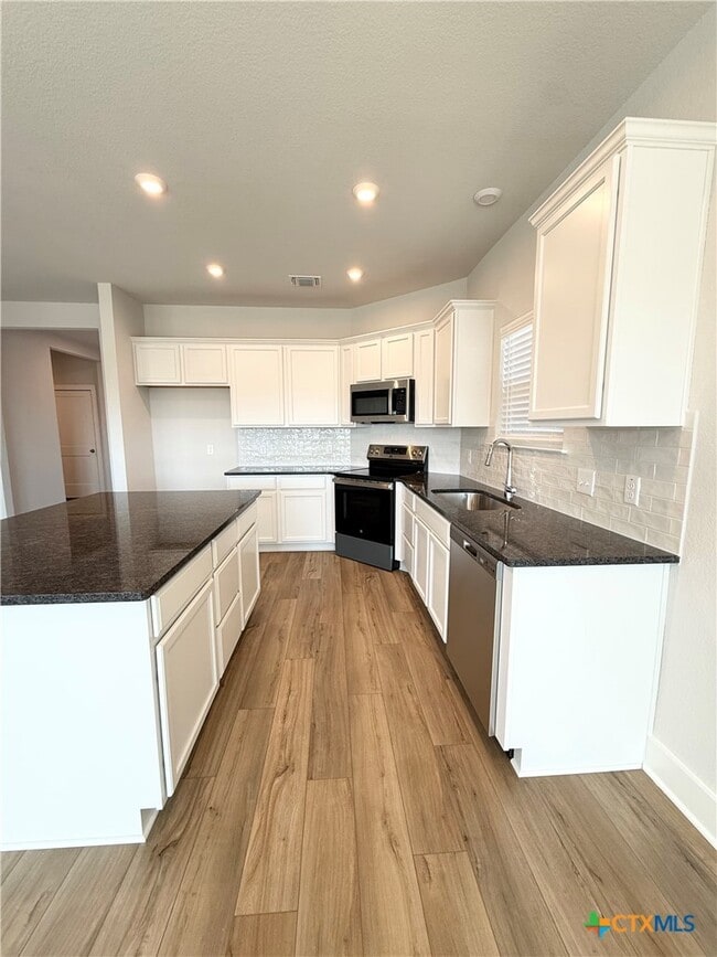 Building Photo - 4561 Allison Dr