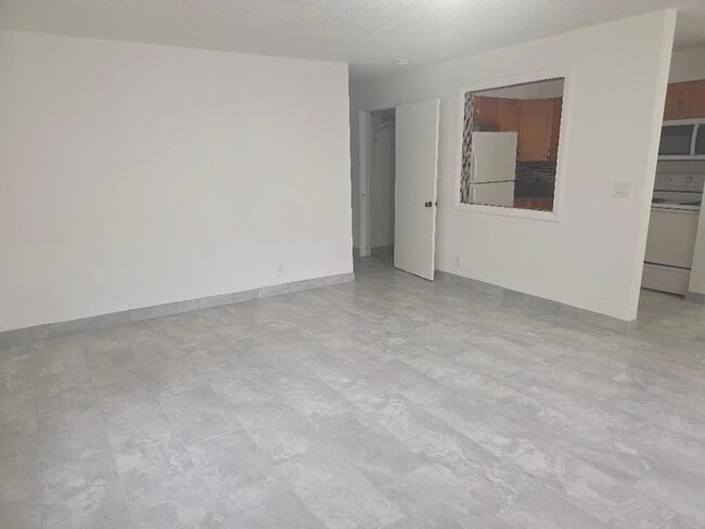 Photo - 3640 NE 1st Avenue Unit 3 Apartment