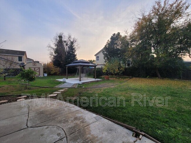 Foto del edificio - 9420 Cristo Way