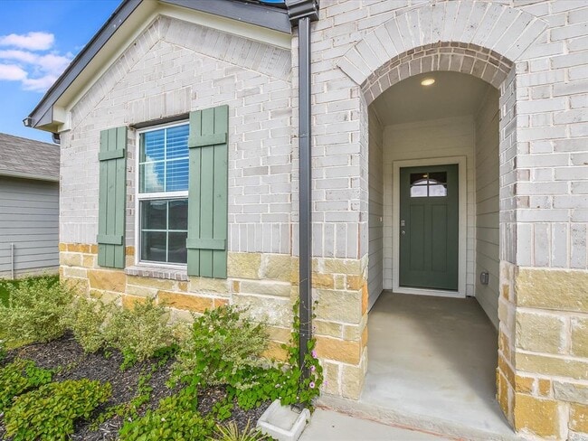 Foto del edificio - 1305 Camden Ln