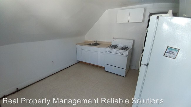 Building Photo - 2207 Chelsea Ter