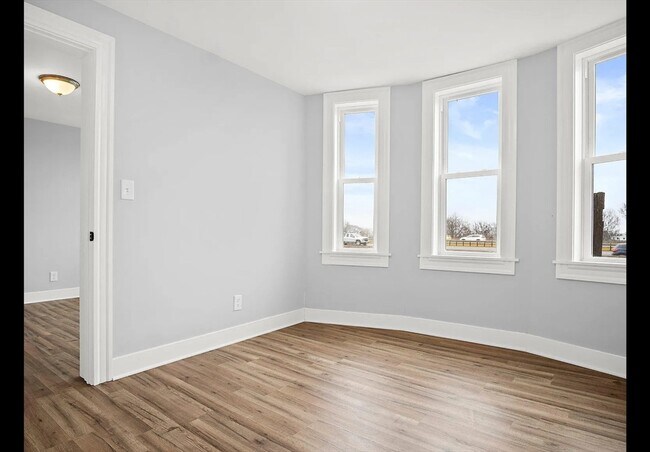 Building Photo - 2 Redfield St