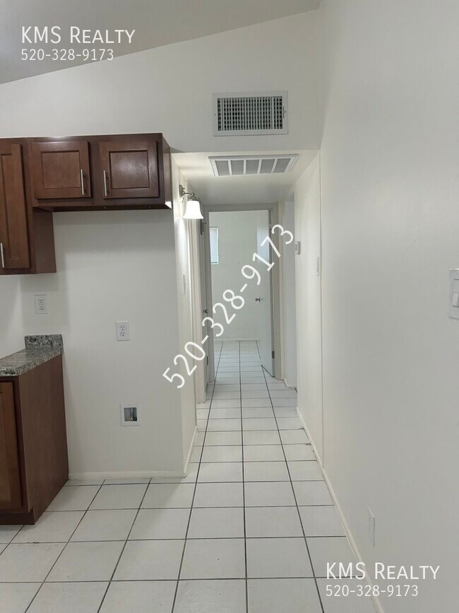 Foto del edificio - 5126 E Bellevue St