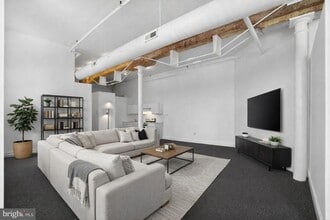 Building Photo - 408 Vine St