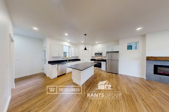 Foto del edificio - Brand New! Modern Home in Trestlewood – Wh...