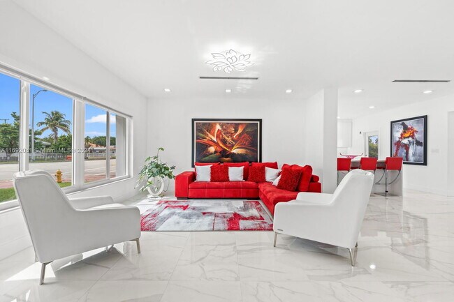 Photo - 1445 71st St House