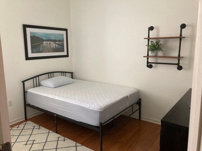 Foto del edificio - 1159 Millbrook Cir