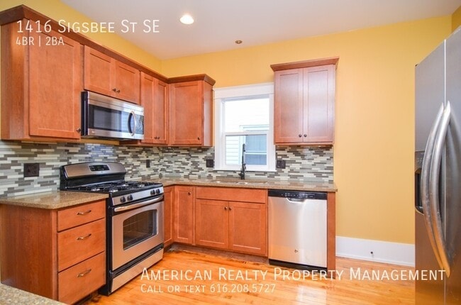 Foto del edificio - 1416 Sigsbee St SE