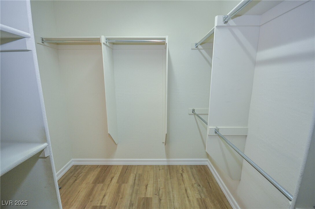 Building Photo - 4077 Beisner St