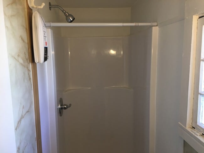 Building Photo - 202 Pembroke St