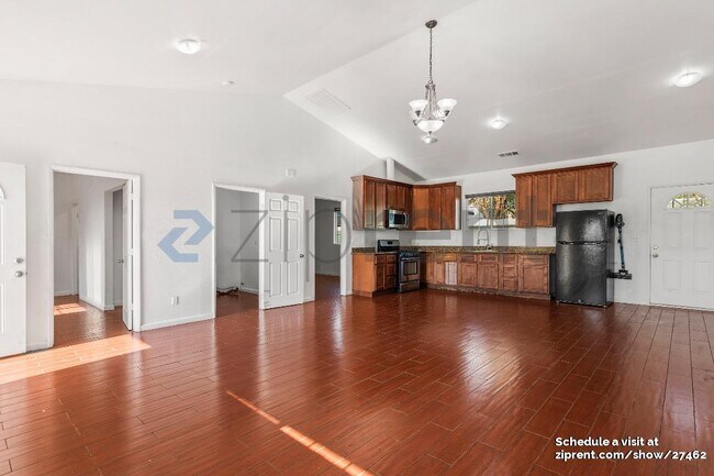Building Photo - 1327 Monterey Ave