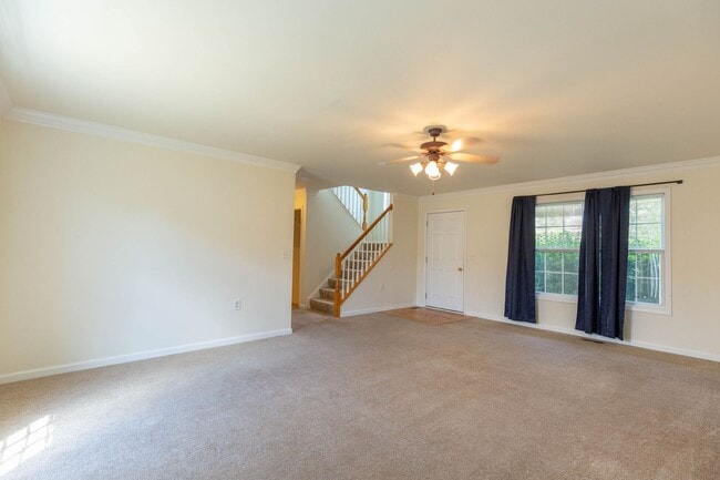 Building Photo - 59 Stork Ln