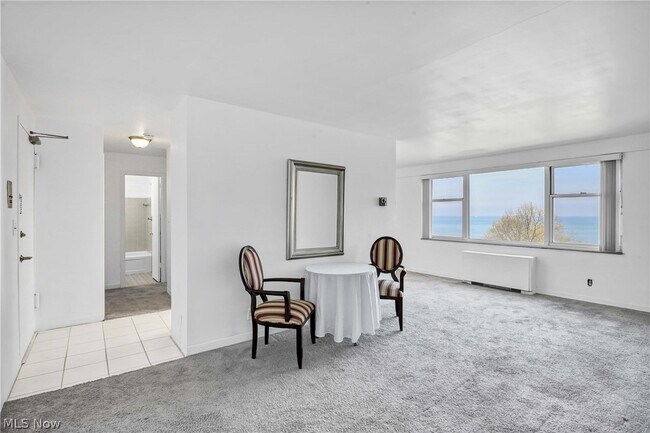 Foto del edificio - 11850 Edgewater Dr