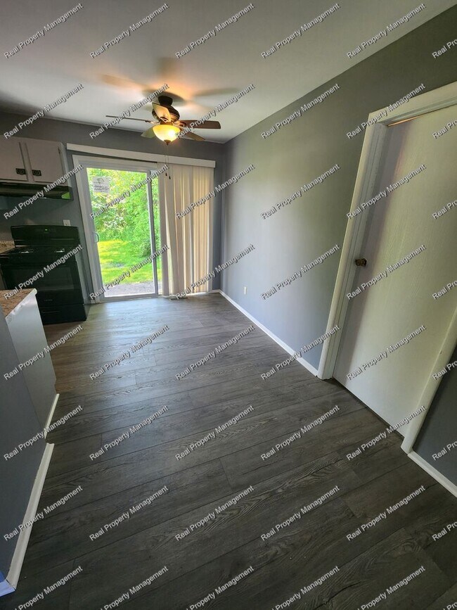 Foto del edificio - Updated 2 Bedroom