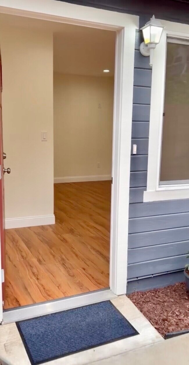 Foto del edificio - 159 N Canyon Blvd