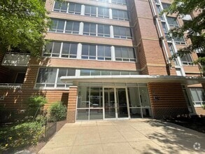 Building Photo - 355 I St SW