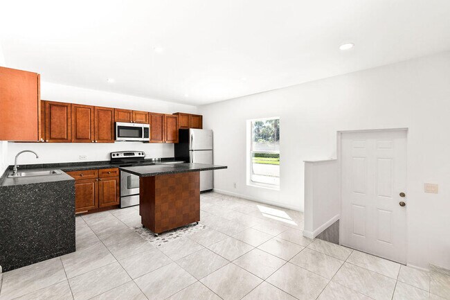 Foto del edificio - 137 Hawthorne Dr