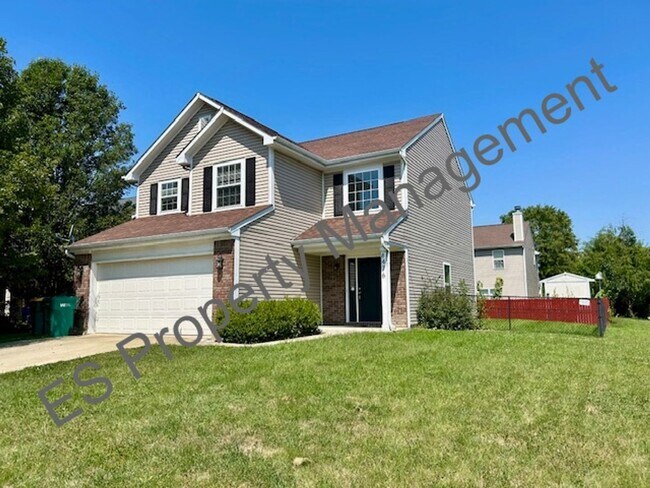 Building Photo - Wonderful 4 Bedroom 2.5 Bathroom Two Story...