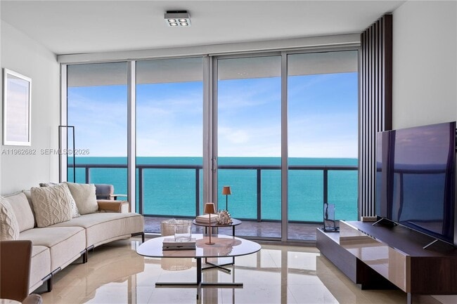 Foto del edificio - 17001 Collins Ave