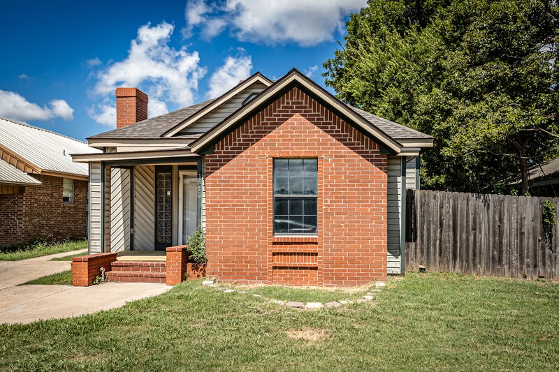 Foto principal - 1813 SW B Ave