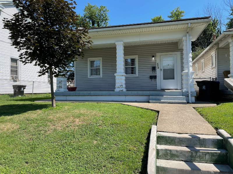 Primary Photo - 2519 Montgomery St