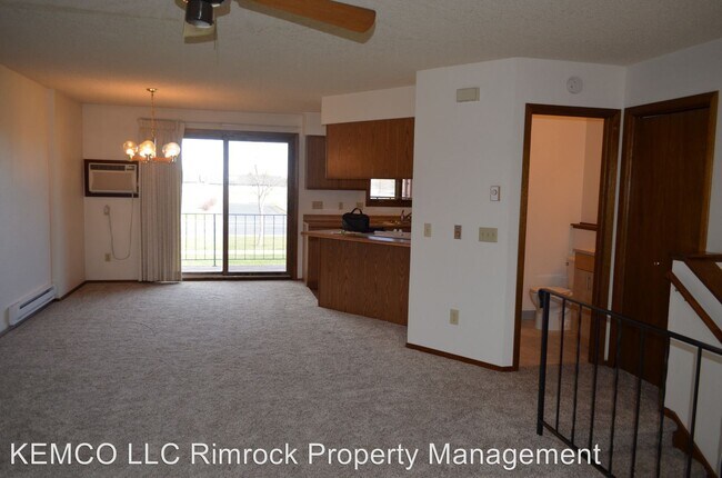 Foto del edificio - 369-375 Cape Cod Dr