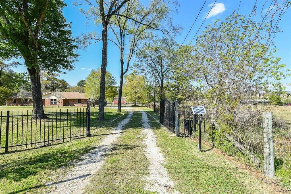 Foto principal - 8710 West Ln