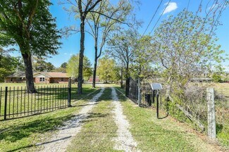 Building Photo - 8710 West Ln