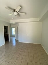 Building Photo - 3815 Putnam Dr