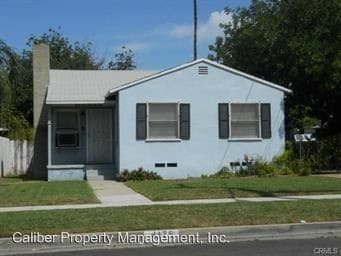Building Photo - 2 br, 1 bath House - 4175 Acacia St.
