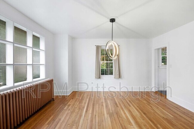 Foto del edificio - 5610 Moore Ave