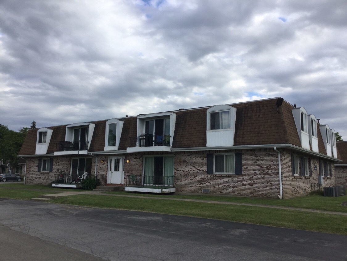 61 S Fisher Rd West Seneca Ny 14218 Apartments West Seneca Ny Apartments Com