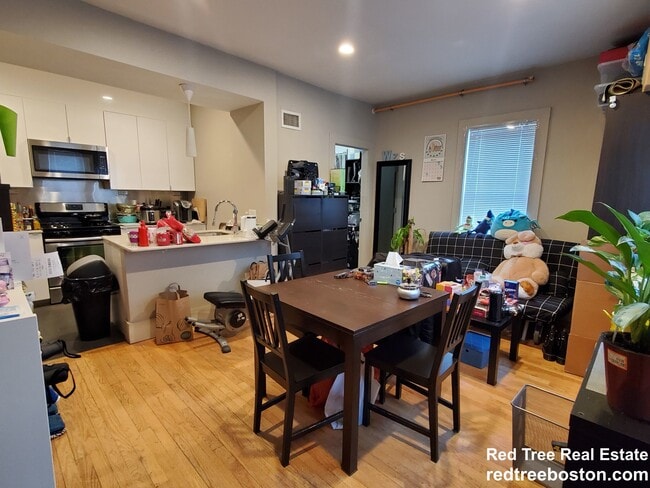 Photo - 21 Greylock Rd Apartment