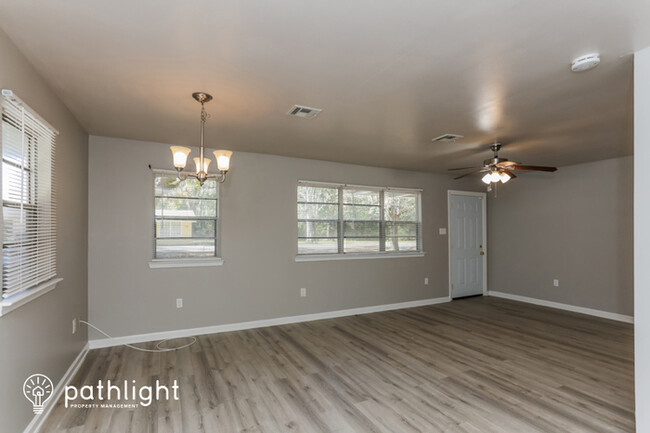 Building Photo - 426 N Marchand Avenue, Gonzales, LA, 70737