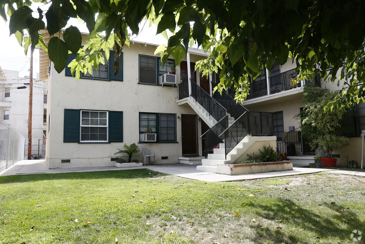 Foto del edificio - 20618 Hartland St