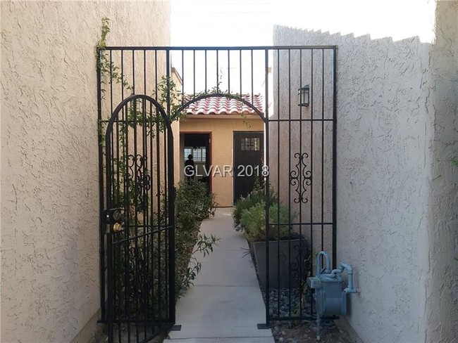 Building Photo - 1872 Arbol Verde Way